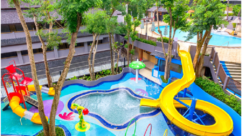 The Holiday Inn Resort Krabi Ao Nang Beach by IHG stands out as a premier Krabi family hotel, offering exceptional amenities designed to delight both children and adults alike.
